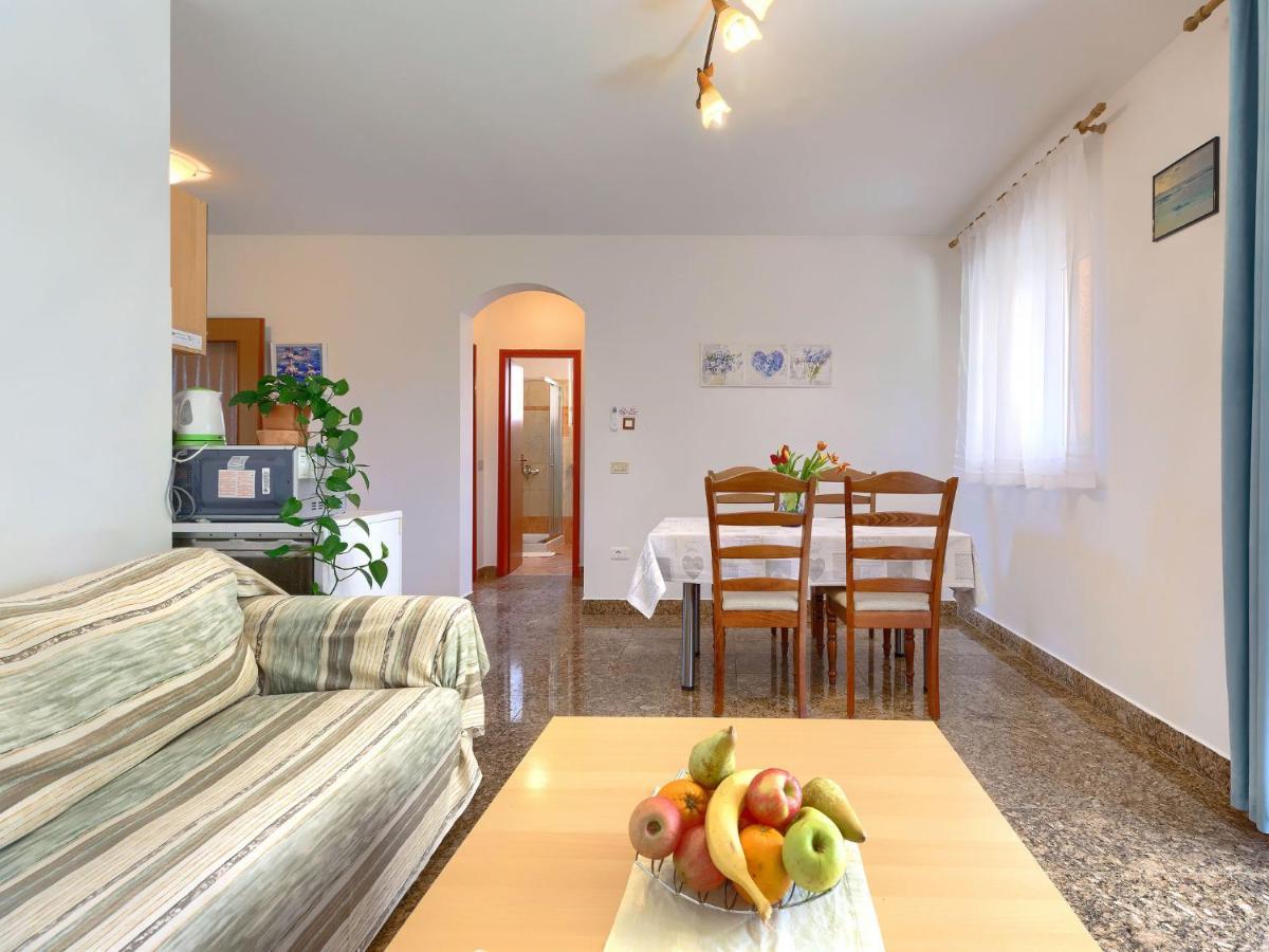 Holiday Home House Eric&Paolo By Interhome プーラ エクステリア 写真