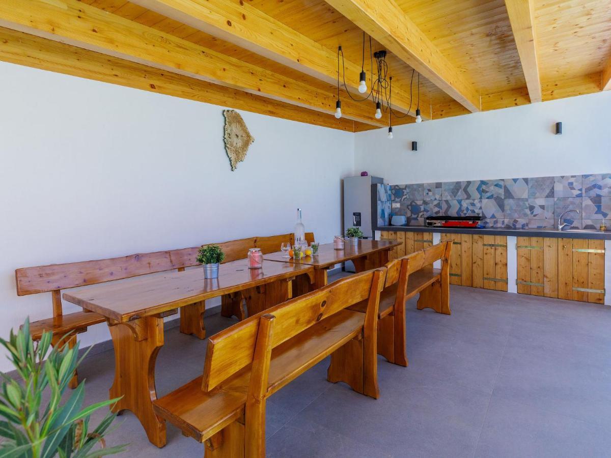 Holiday Home House Eric&Paolo By Interhome プーラ エクステリア 写真