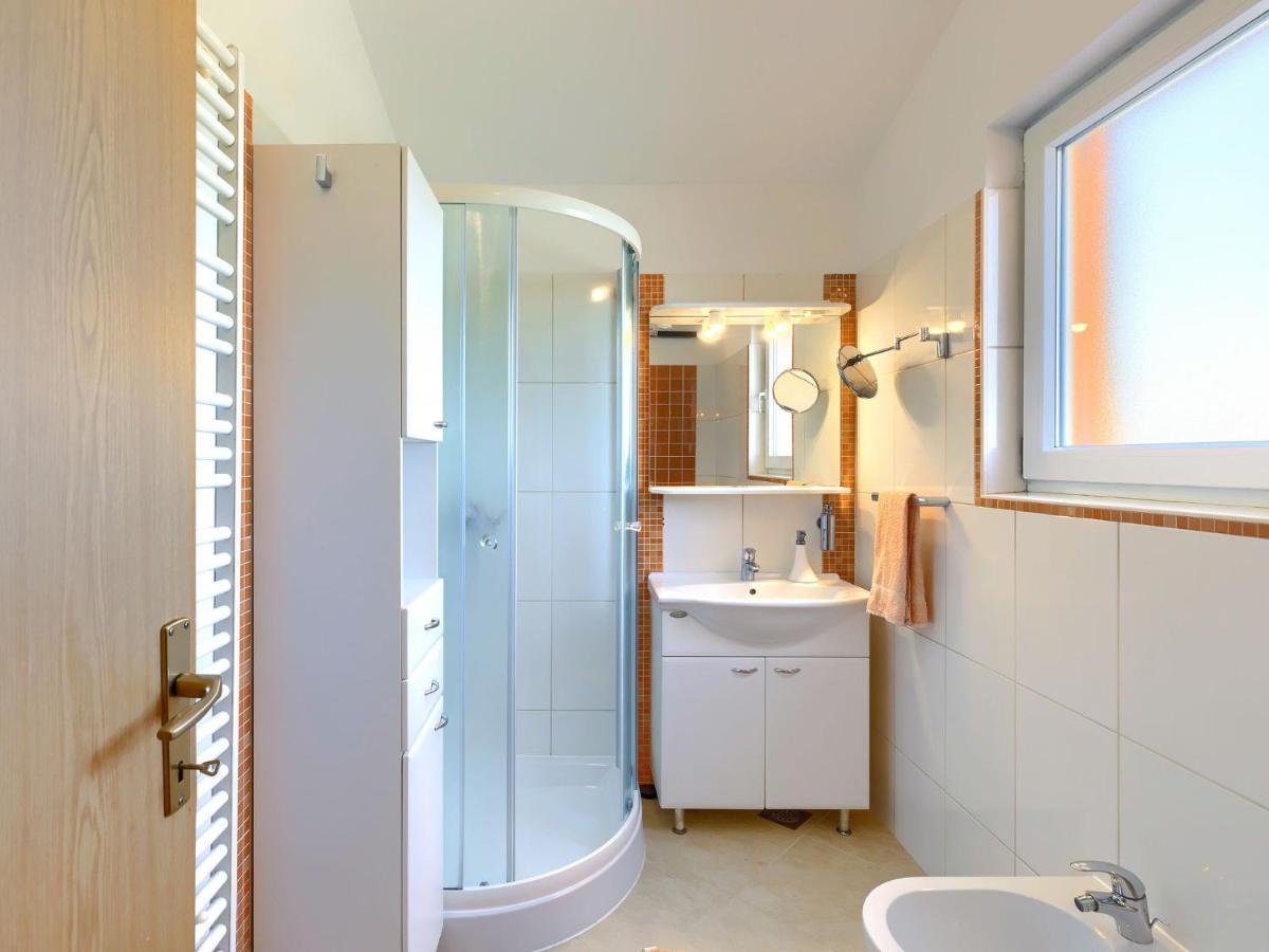 Holiday Home House Eric&Paolo By Interhome プーラ エクステリア 写真