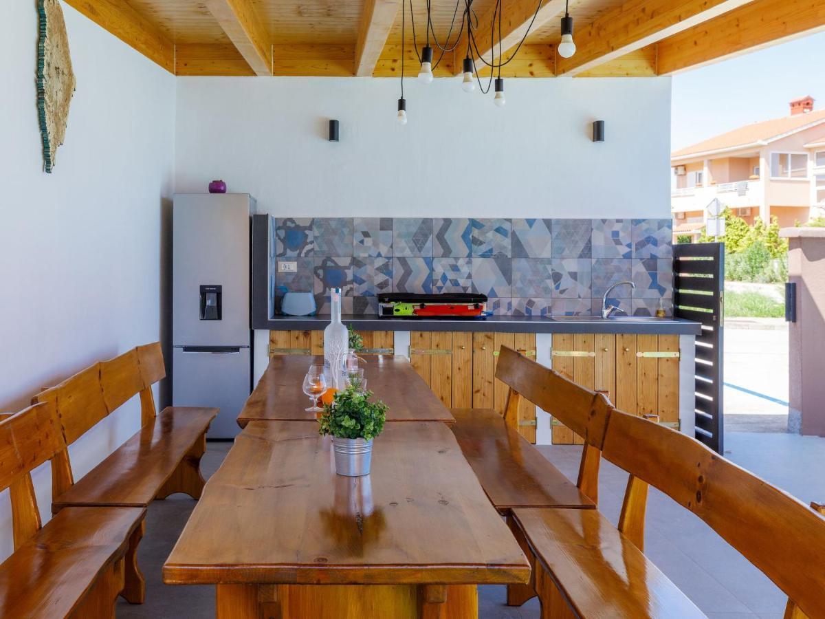 Holiday Home House Eric&Paolo By Interhome プーラ エクステリア 写真