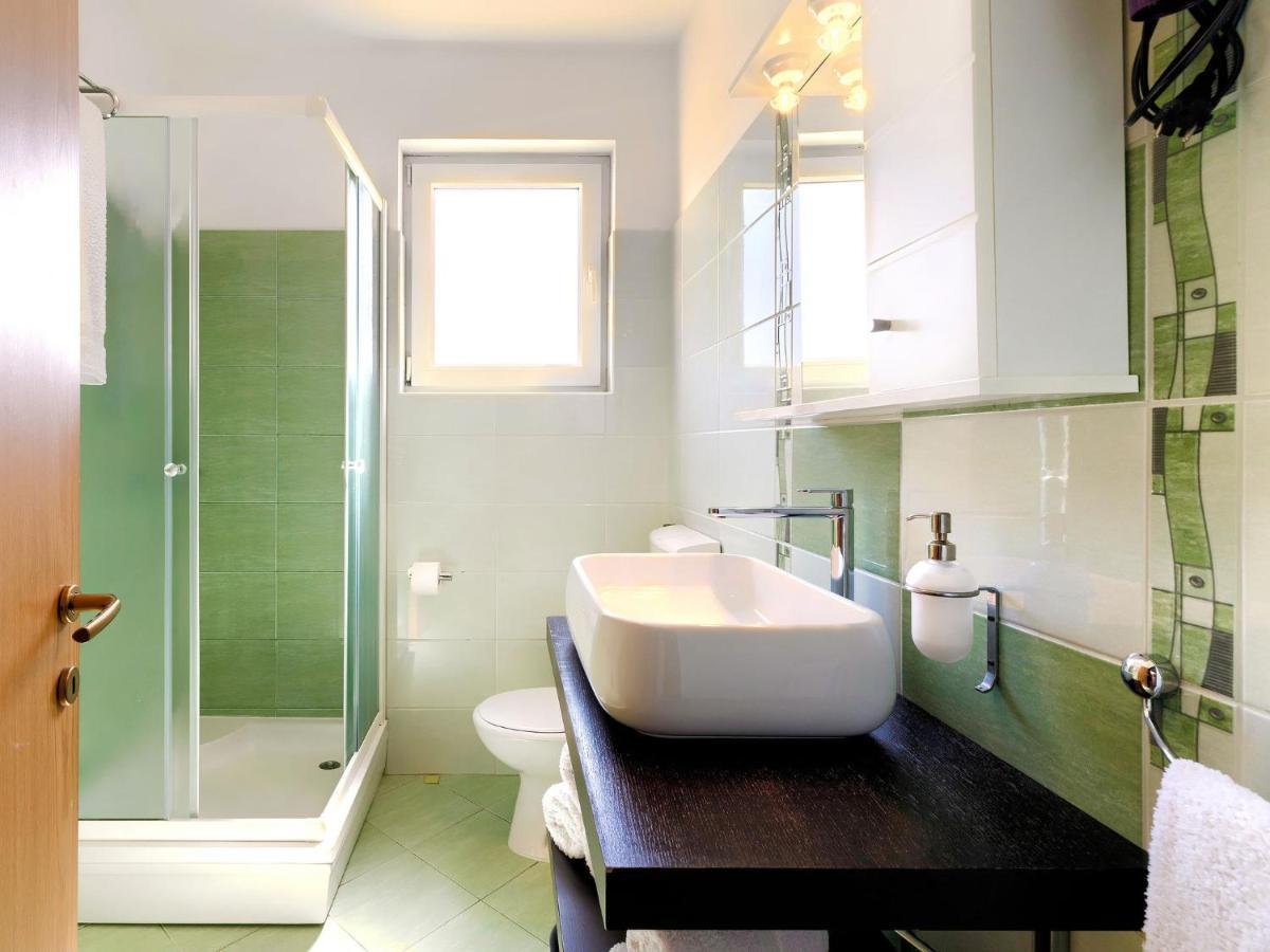 Holiday Home House Eric&Paolo By Interhome プーラ エクステリア 写真