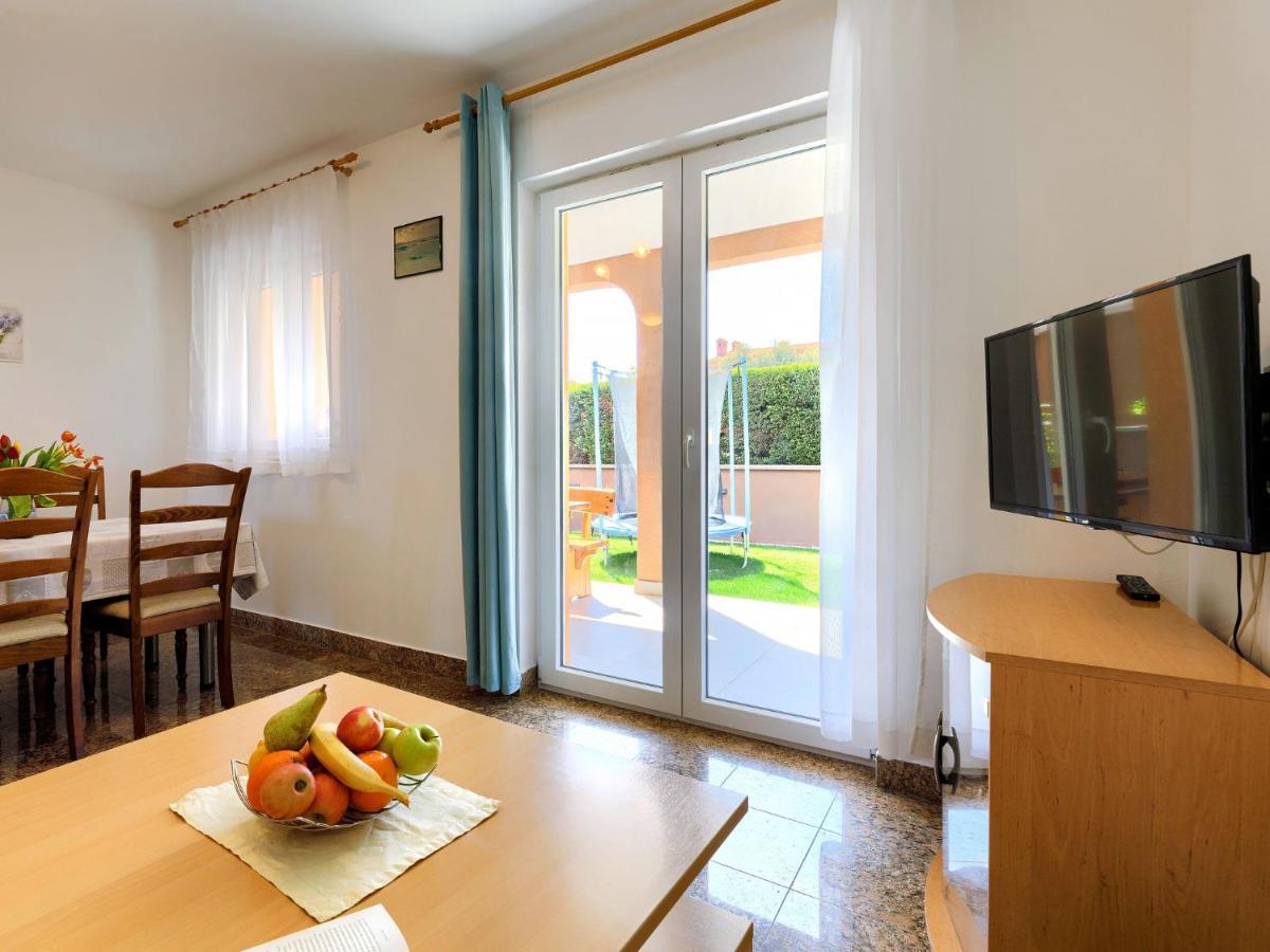 Holiday Home House Eric&Paolo By Interhome プーラ エクステリア 写真